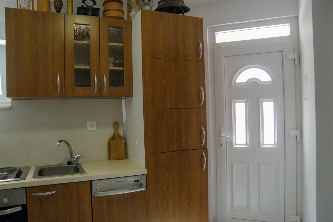 Lada Apartmani Novalja Exterior foto