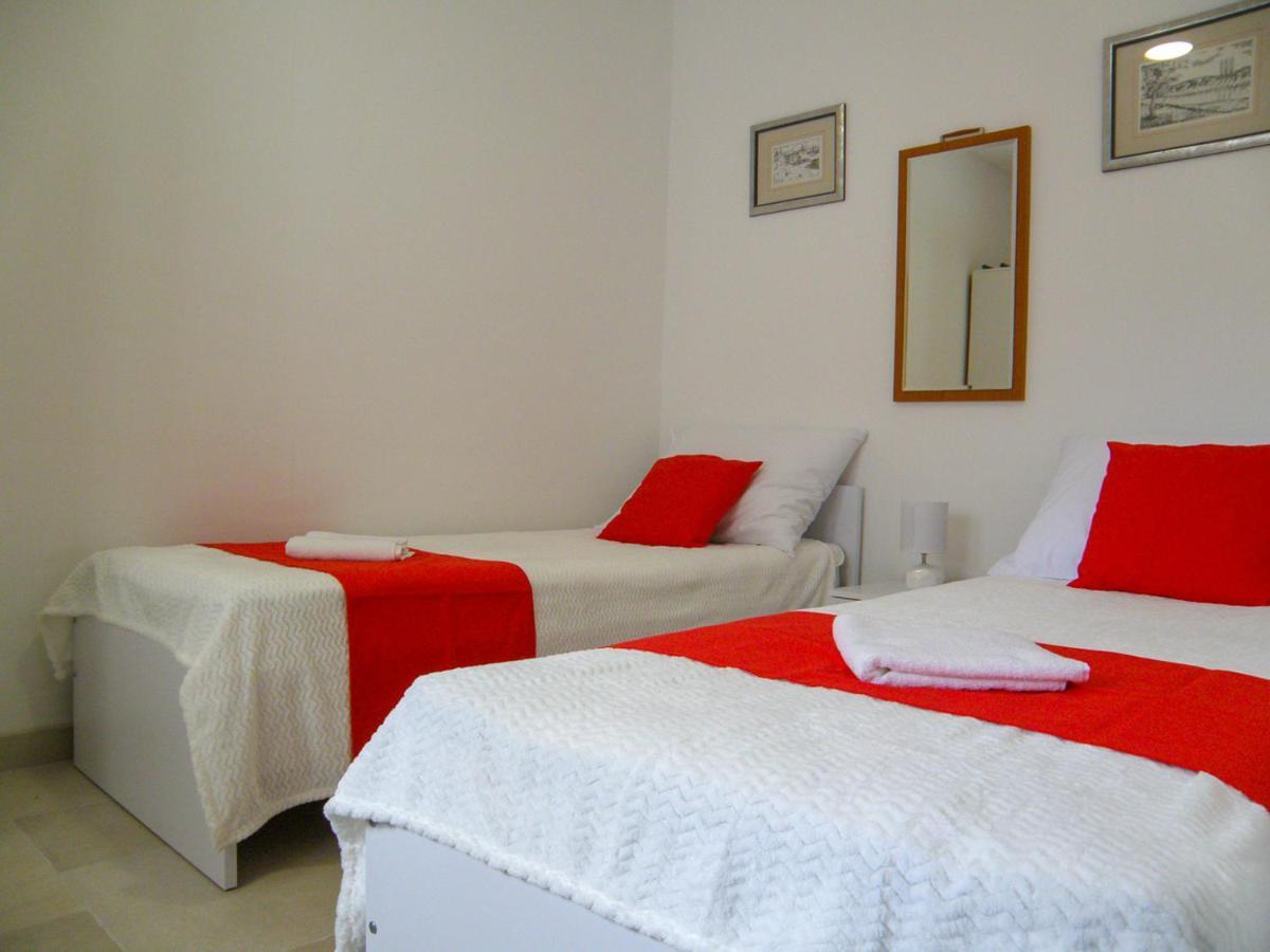 Lada Apartmani Novalja Exterior foto
